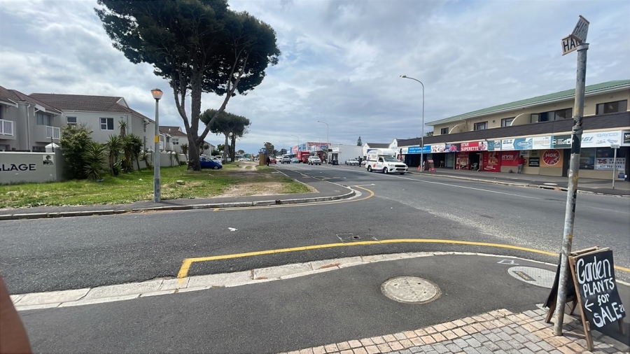 To Let commercial Property for Rent in Diep River Western Cape